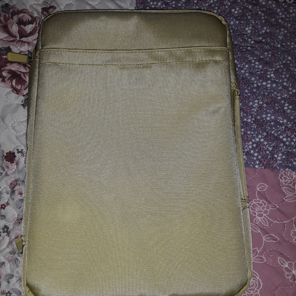 Tablet case - Picture 2 of 3